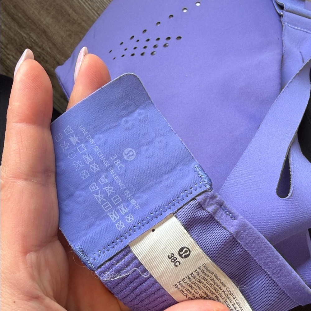 Lululemon Air Support Bra 38C - Picture 5 of 6